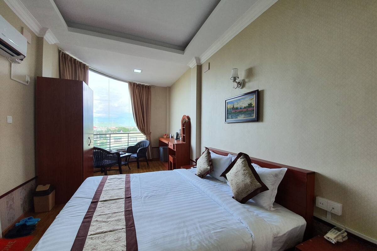 Deluxe Double or Twin Room | Minibar, free WiFi, bed sheets