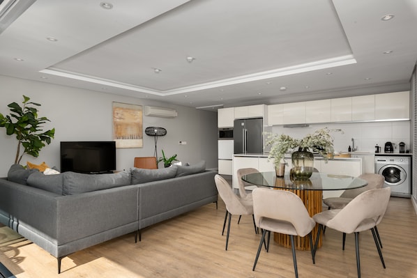 Luxury Apartment | Living area