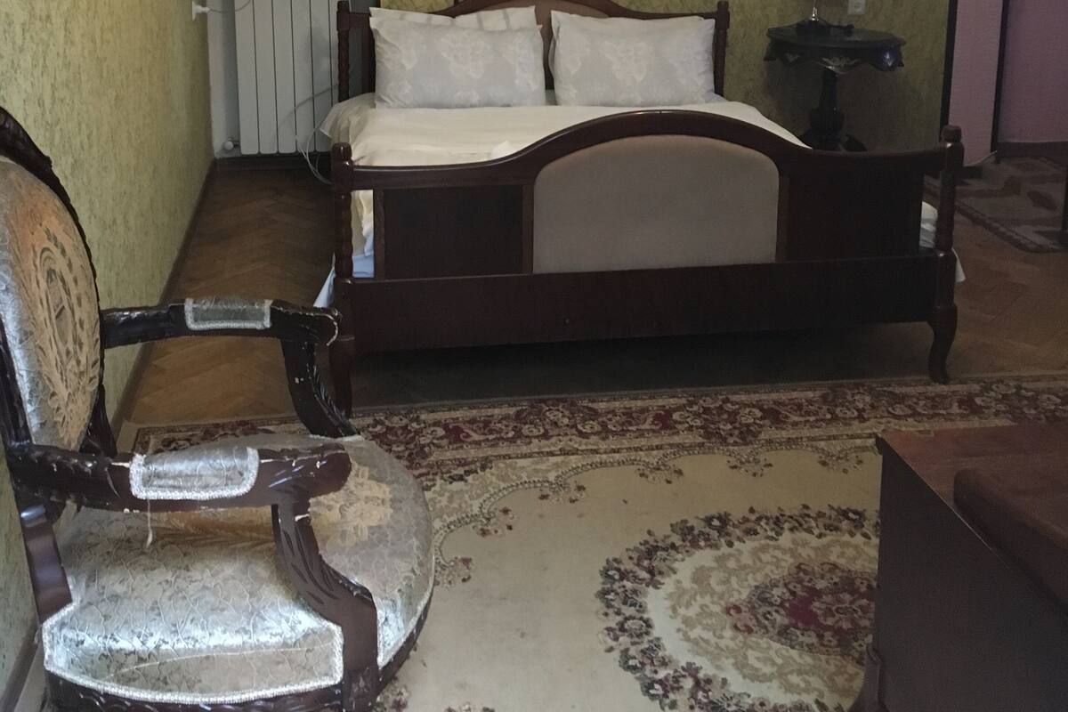 Desk, soundproofing, iron/ironing board, cots/infant beds