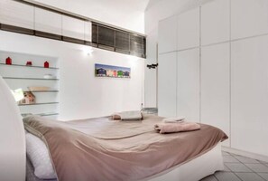 Apartment, 1 Schlafzimmer | 1 Schlafzimmer, individuell dekoriert, individuell eingerichtet, WLAN