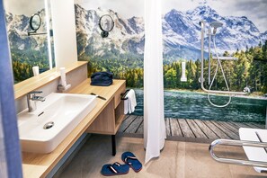 Accessible bathroom - TUI BLUE Montafon (Tschagguns)