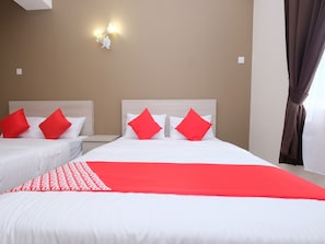 Family Suite | Free WiFi, bed sheets, wheelchair access