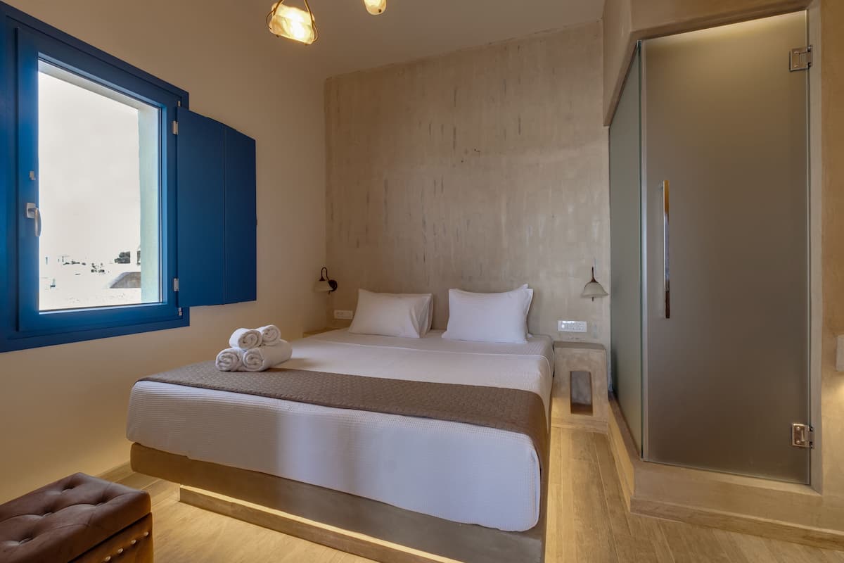Meliti Suite with Private Hot Tub | 1 bedroom, premium bedding, in-room safe, individually decorated
