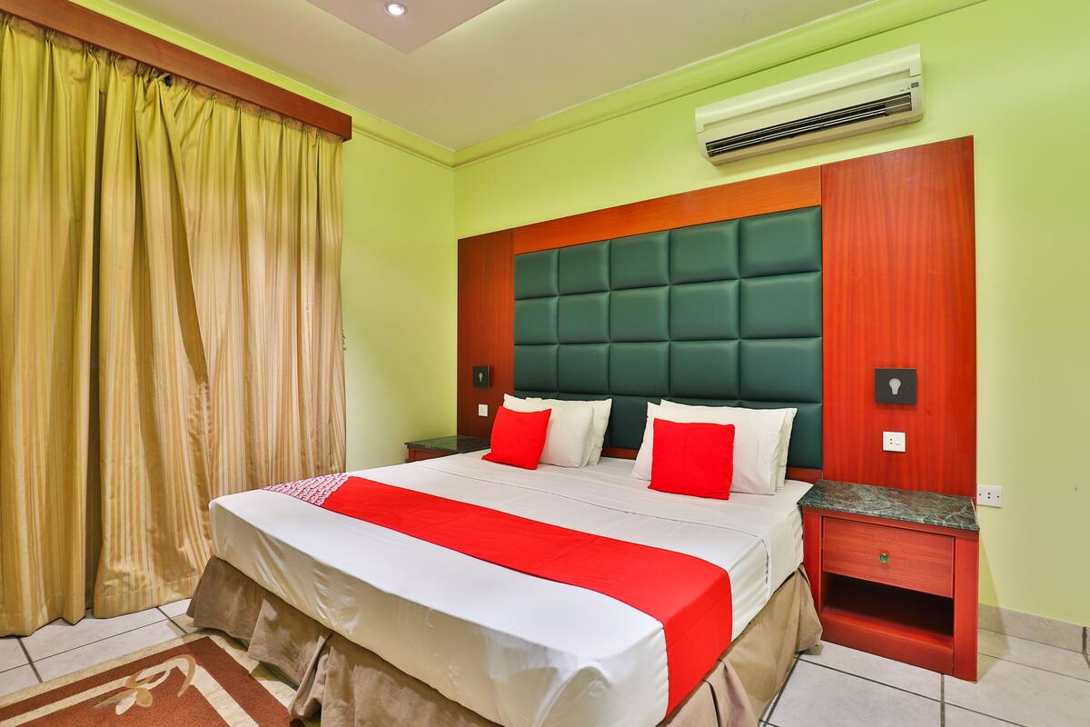 Minibar, schallisolierte Zimmer, Zustellbetten, kostenloses WLAN