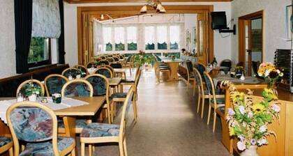 Doppelzimmer ohne Balkon 10 - Gasthaus Zum Spälterwald