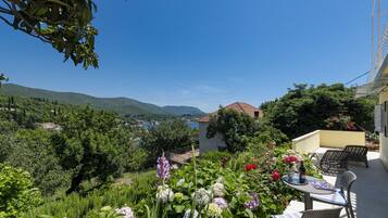 Studio (Guest House Rooms Rose - Studio with ) | Exterior