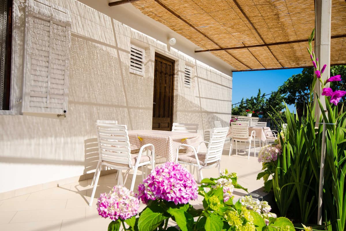 Doppelzimmer (Guest House Rooms Rose - Romantic Dou) | Terrasse/Patio
