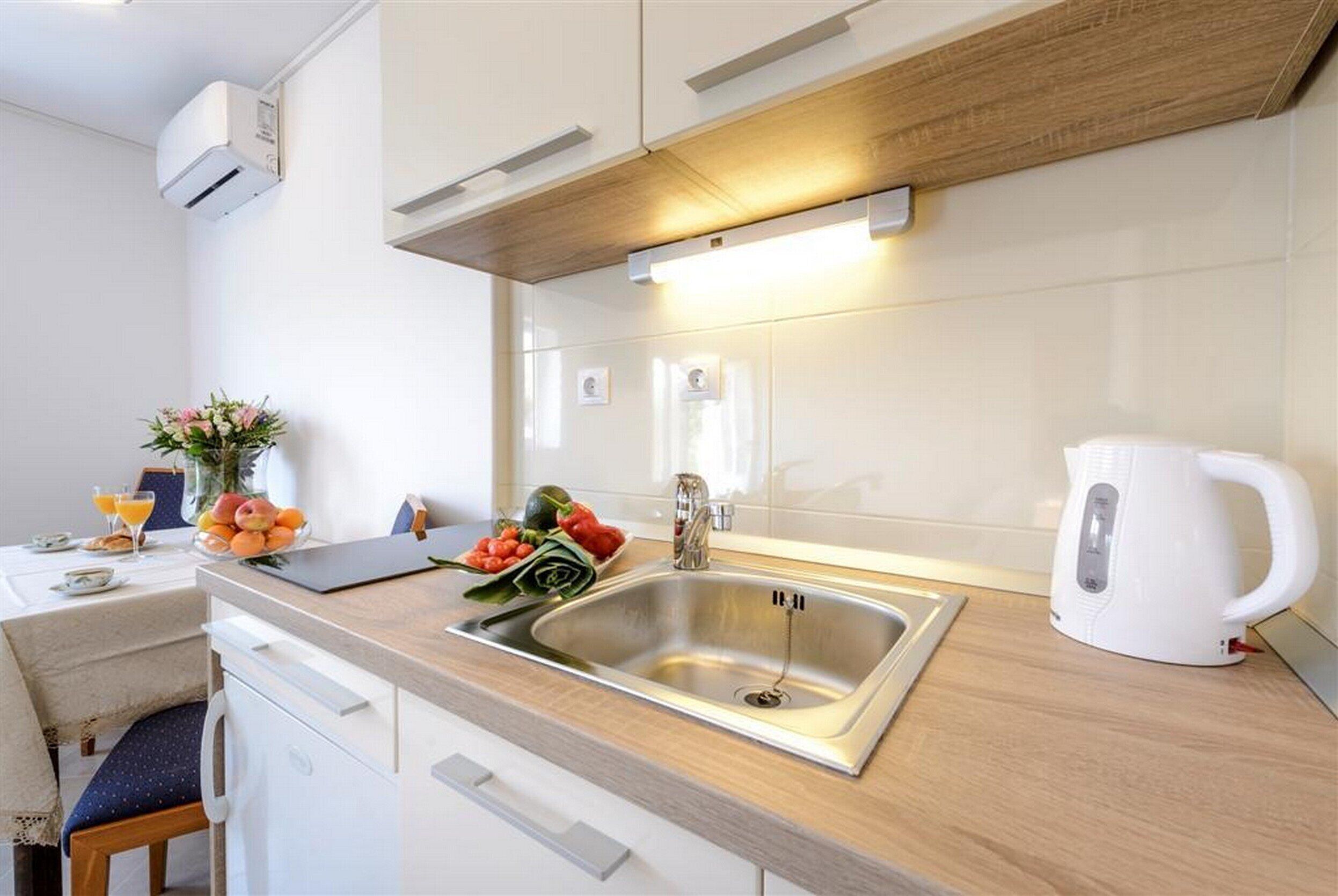 Studio (Guest House Rooms Rose - Studio with )