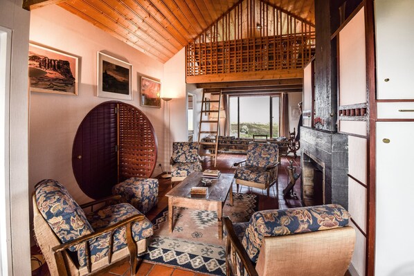 Traditional House, 4 Bedrooms | Living area | Fireplace - House Breiðabólsstaður (Garðabær)