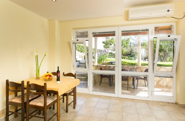 Interior detail - Apartments Radic (Dubrovnik)