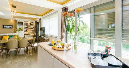 Villa Dolores Apartments