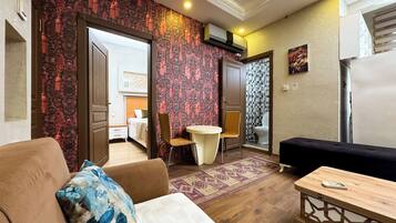 Appartement Familial, 1 chambre, cuisine, vue ville | Coin séjour