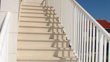 Apartment (Apartments Magda - Two Bedroom Apartm) | Staircase