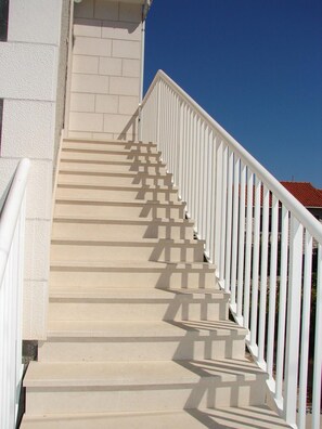 Apartment (Apartments Magda - Two Bedroom Apartm) | Staircase - Apartments Magda (Supetar)