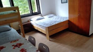 Family Quadruple Room (8) | Free WiFi, bed sheets, wheelchair access