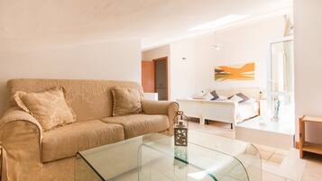 Villa, 5 Bedrooms | Living area | Flat-screen TV