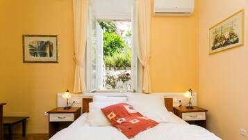 Double Room, City View | Premium bedding, free WiFi, bed sheets