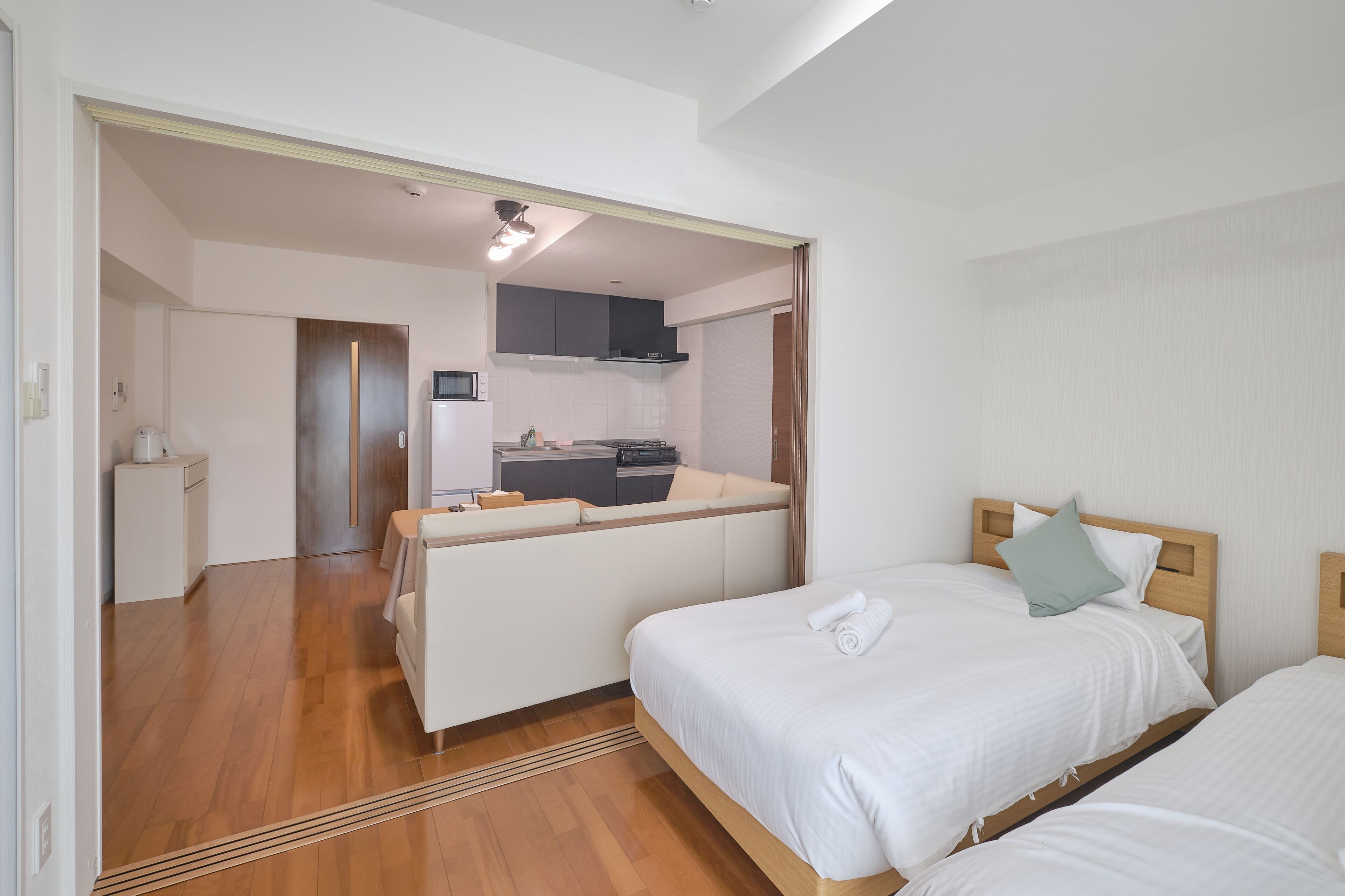 家庭公寓式客房, 多张床 | 遮光窗帘、隔音、免费婴儿床、免费 WiFi