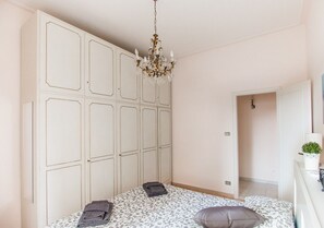 Family Apartment, 2 Bedrooms | 2 bedrooms, iron/ironing board, free cots/infant beds, free WiFi - Acquadimare (Viareggio)