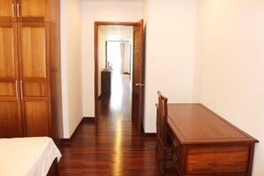 3 bedrooms, iron/ironing board, free WiFi - Davidduc 41 Quang Khanh (Tay Ho)