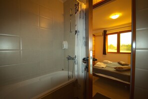 Gratis toiletartikler, hårtørrer, gulvvarme (badeværelse), håndklæder