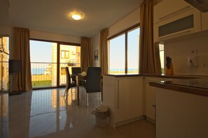 아파트, 침실 1개, 바다 전망 | 전용 주방 | 냉장고, 전자레인지, 쿡탑, 커피/티 메이커