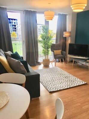 Smart TV - Park Central - One (Birmingham)