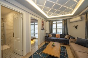 Suite Deluxe | 1 camera, biancheria da letto di alta qualità, una cassaforte in camera