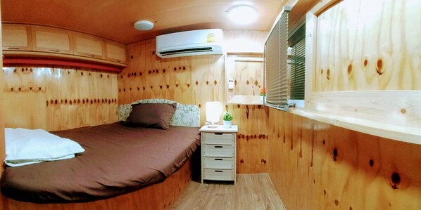 Economy Mobile Home | 1 bedroom, free WiFi, bed sheets