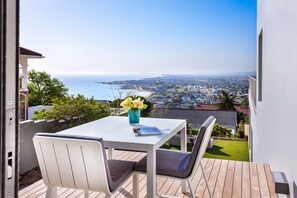 Kahden hengen luksushuone, valtamerinäköala | Parveke