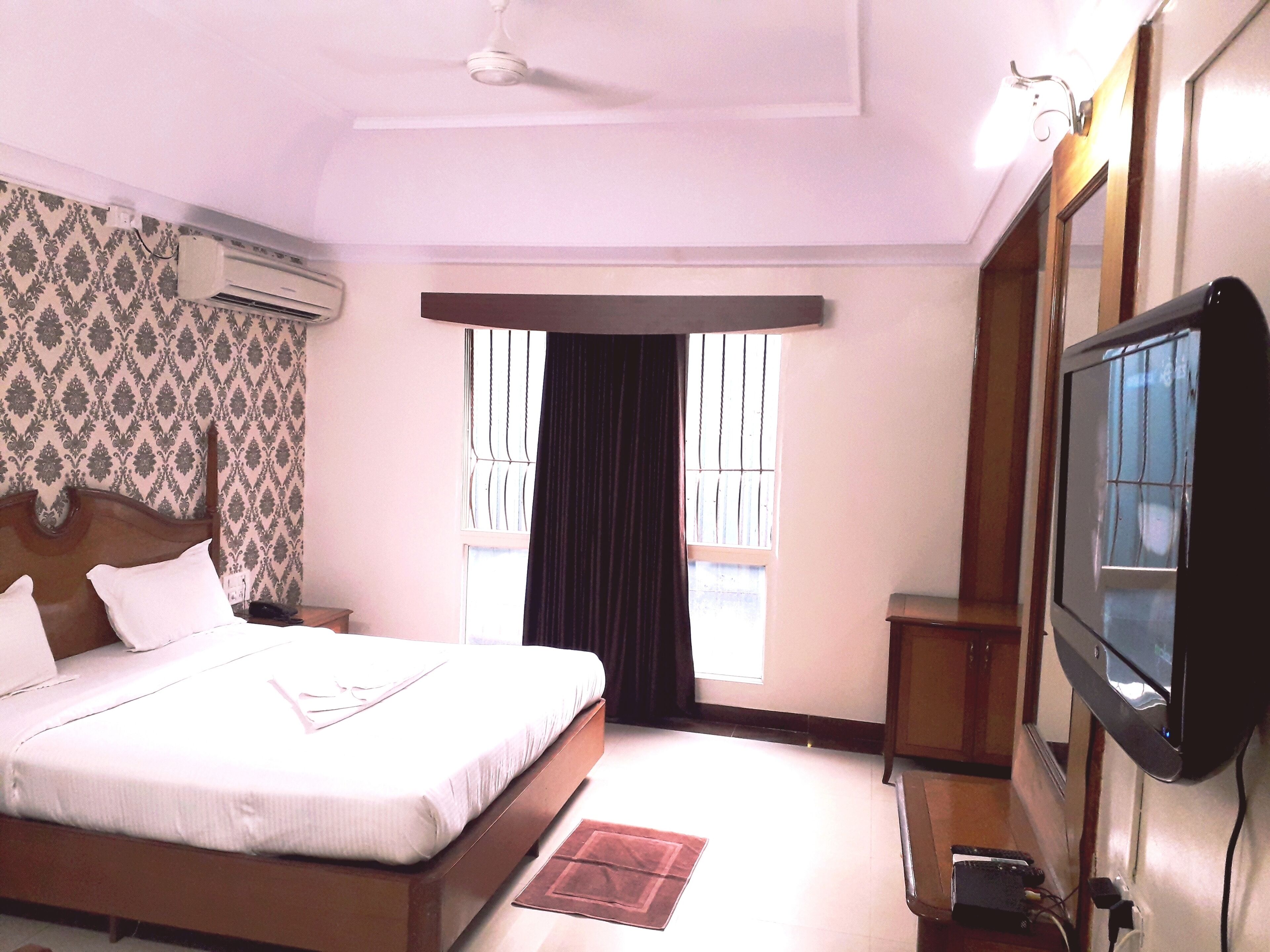 Photo - Hotel Chetan International