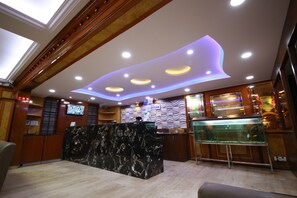 Reception - Hotel Chetan International (Bengaluru)