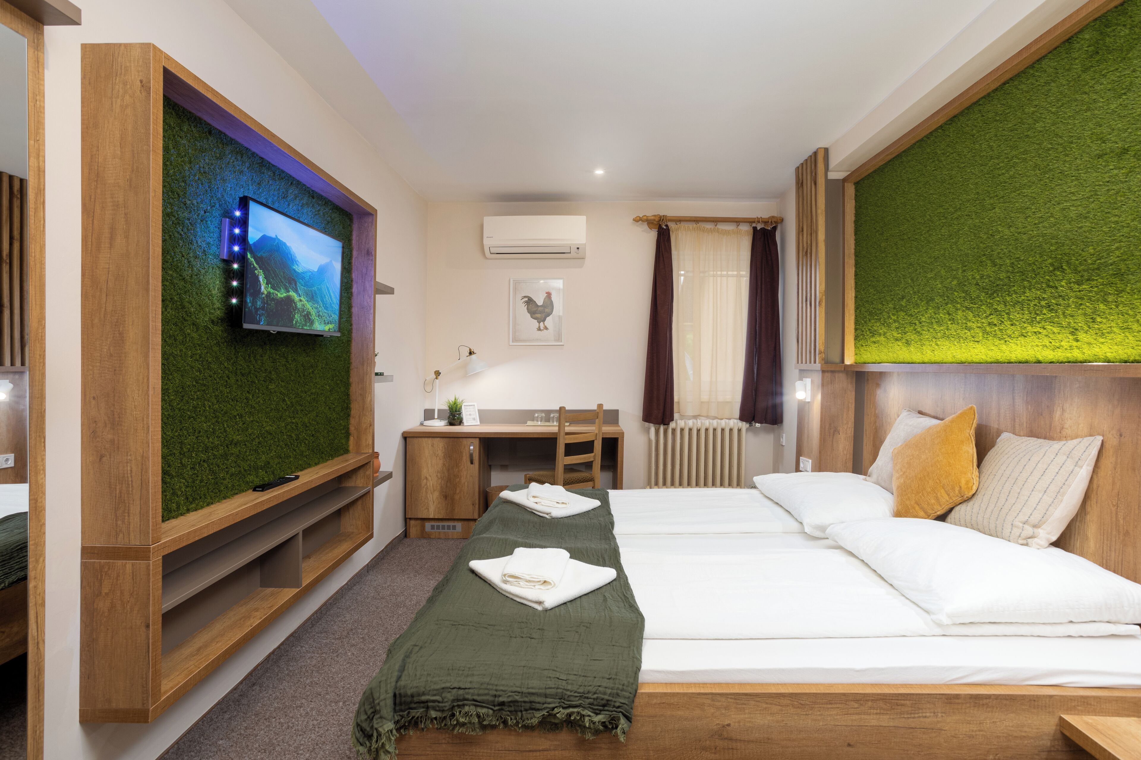 高級客房, 1 張加大雙人床 | 書桌、筆電工作空間、床單