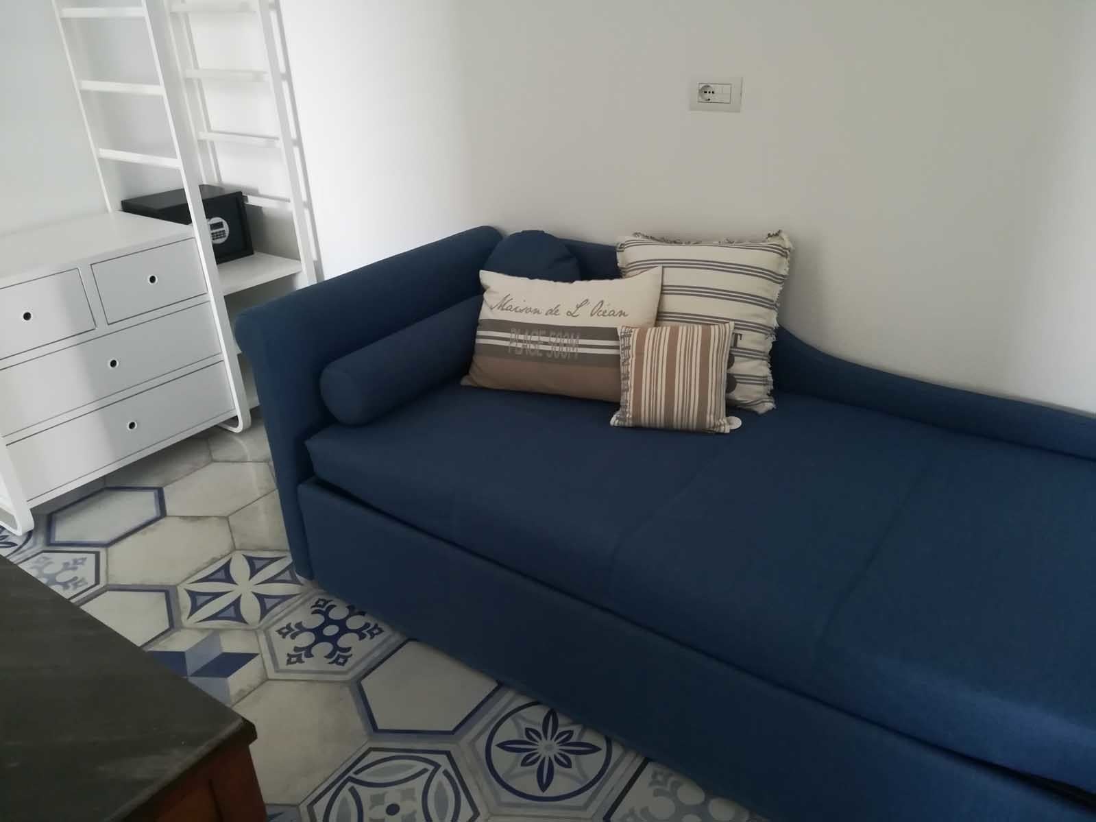 Comfort driepersoonskamer, uitzicht op zee (Stair Access Only) | Extra bedden