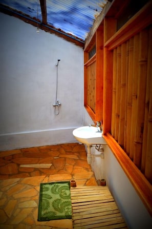 Familienzimmer | Badezimmer