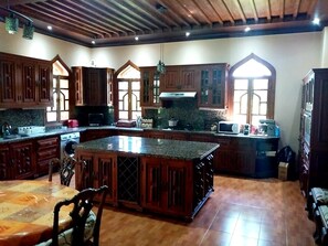 Deluxe-Villa, 4 Schlafzimmer | Eigene Küche | Großer Kühlschrank, Mikrowelle, Ofen, Herdplatte