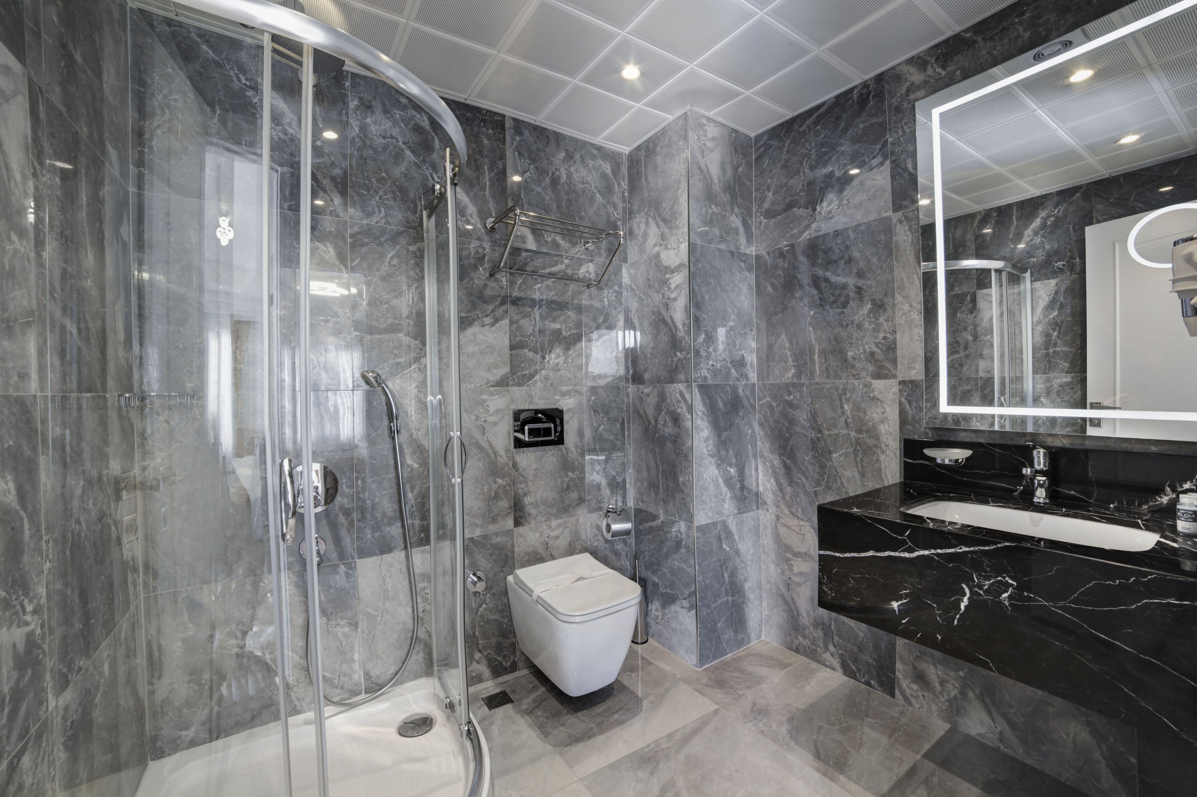 shower, hydromassage showerhead, eco-friendly toiletries, hair dryer