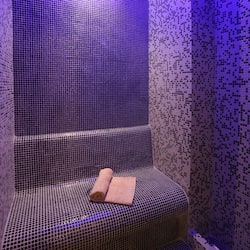 Couples treatment room(s), Turkish bath/hammam, deep-tissue massages