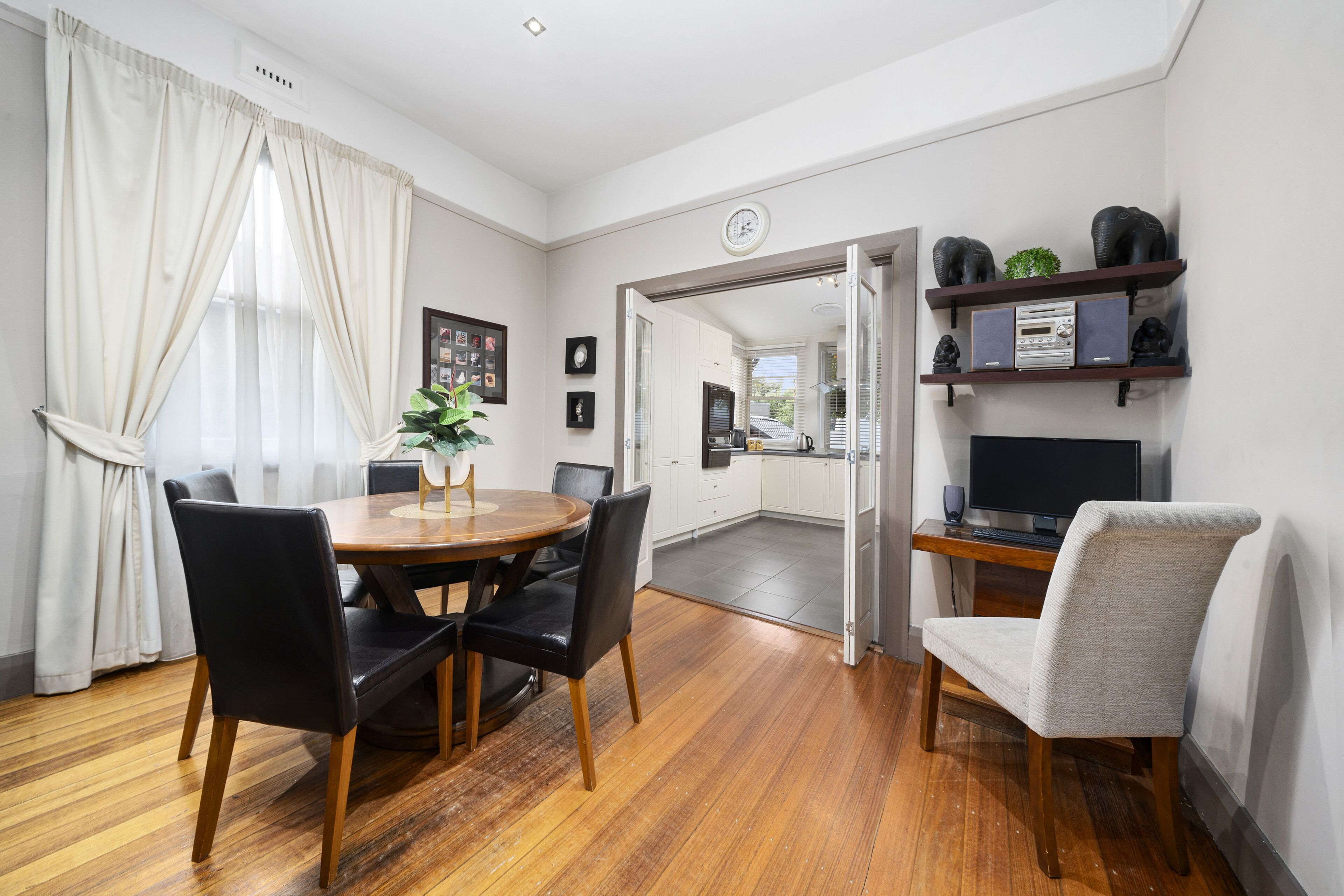 Bakers Retreat - located at New Town — image 22