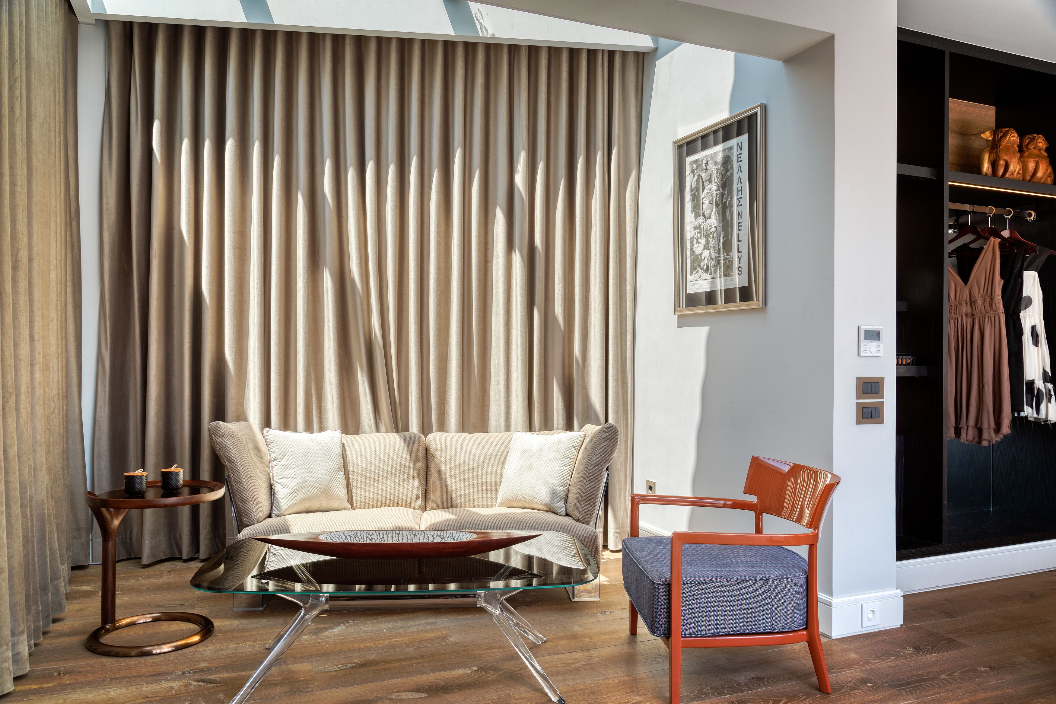 presidential suite | living room | smart tv