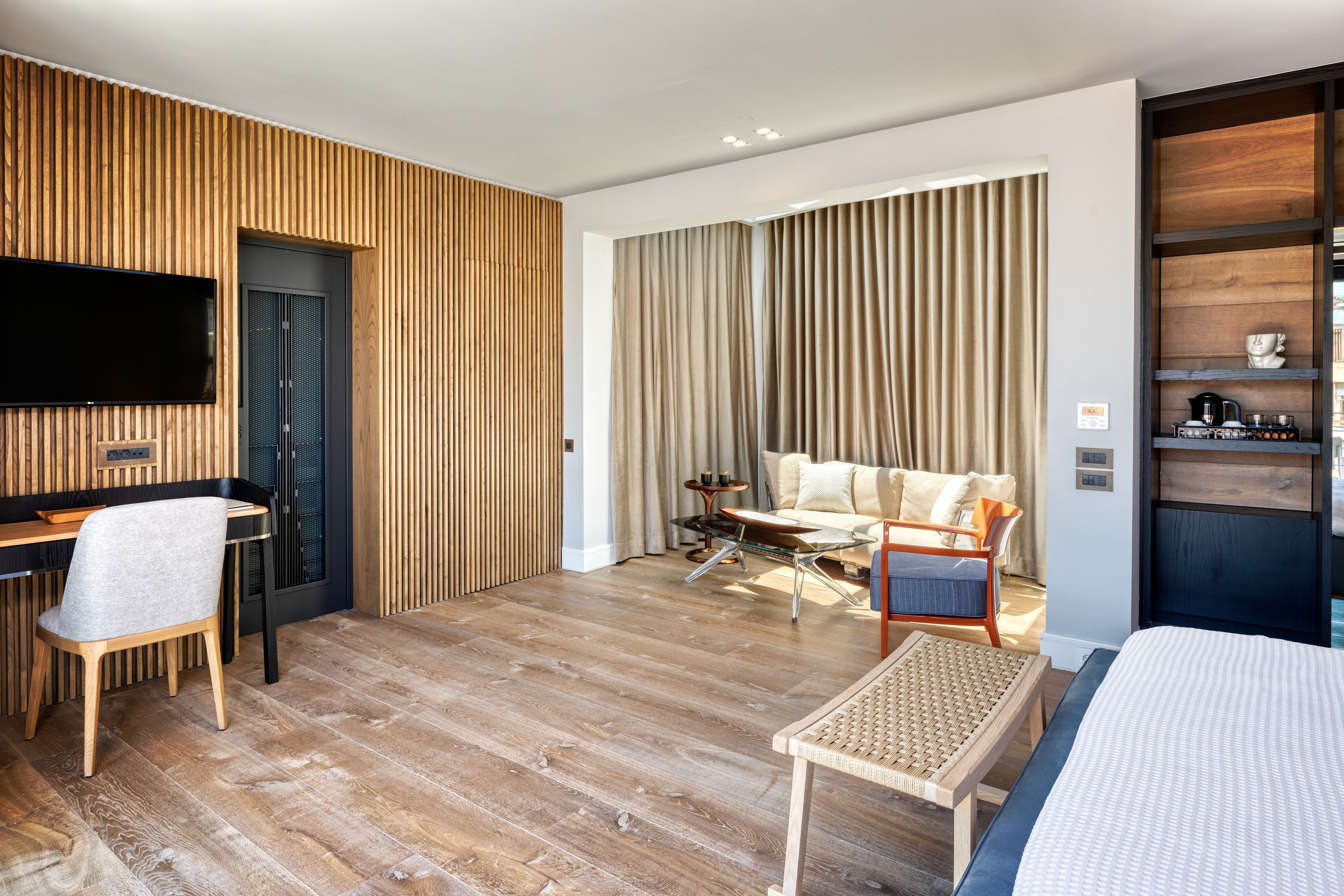 presidential suite | television