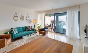 Apartment | Living room