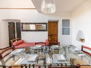 Appartement Duplex, 2 chambres | Restauration dans la chambre