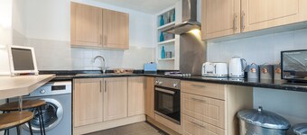 Modern Exeter City Cottage Howell Road