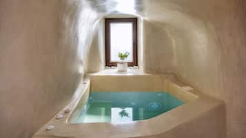Shower, free toiletries, hair dryer, bathrobes