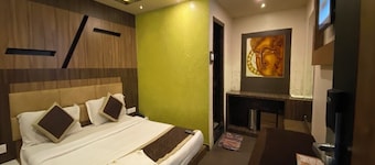 Hotel Adarsh International