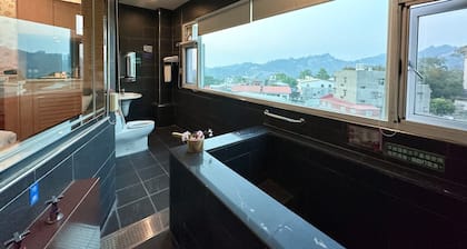 LiChiuan Hotel Spring Hotel