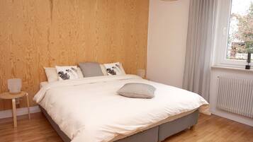 2 bedrooms, free minibar items, individually decorated