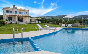Seasonal outdoor pool - Villa Aloni (Kissamos)