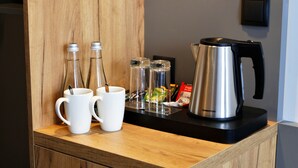 Minibar, in-room safe, desk, laptop workspace - Hotel Mokotów (Warsaw)